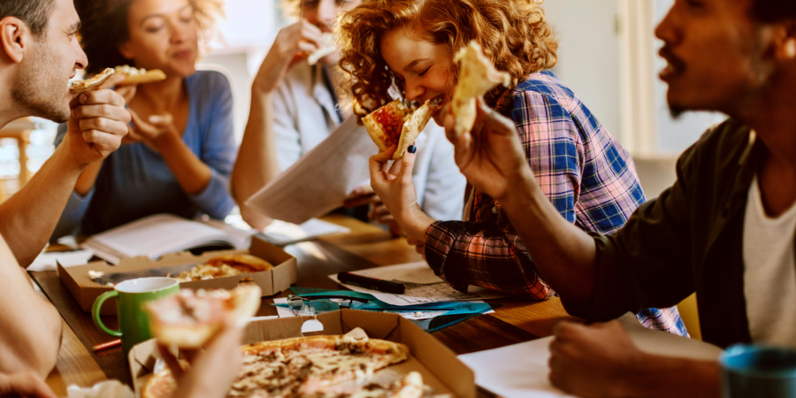 Por qué deberías usar una carta menú digital para tu negocio de alimentos y bebidas
